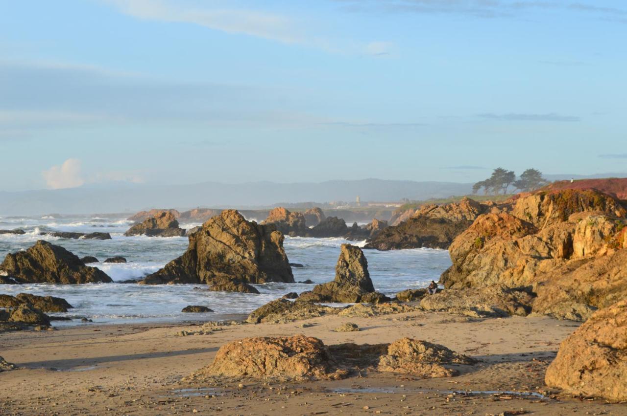 Motel Studio 9 Glass Beach Fort Bragg Exterior foto