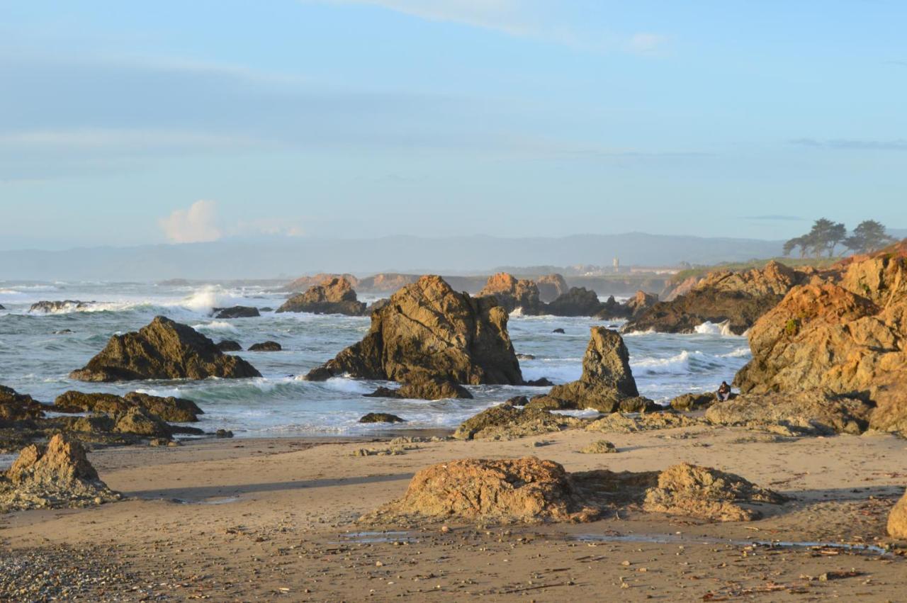 Motel Studio 9 Glass Beach Fort Bragg Exterior foto